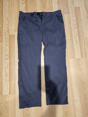 Nice Prana Pants, size 38 with belt (fits 35 to 38 comfortably)